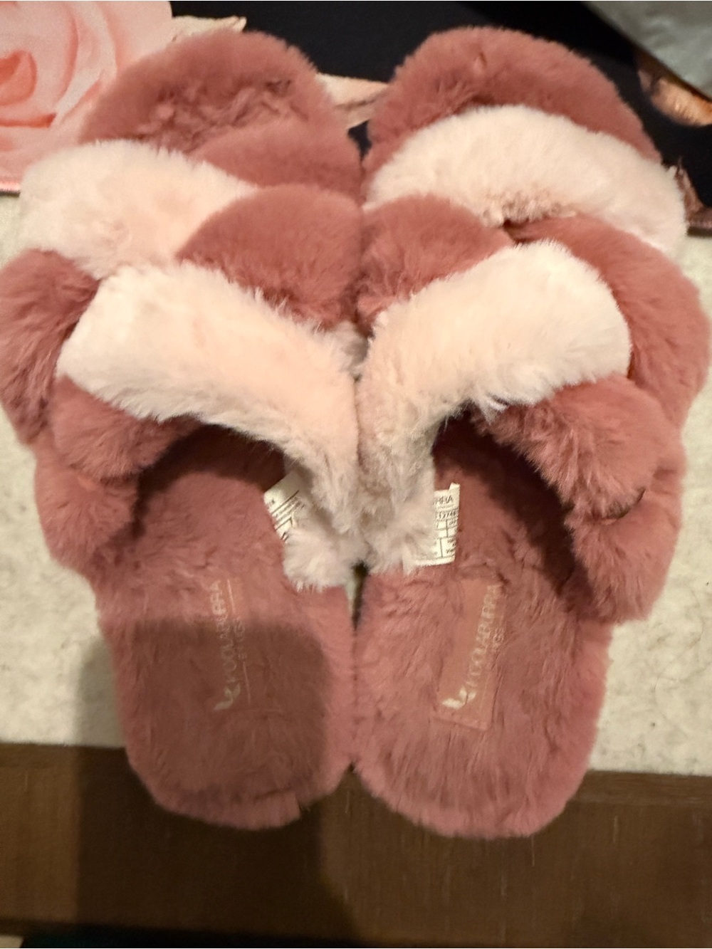 Koolaburra Two-Tone Crisscross Fuzzy Slide Slippers - Blush & Rose